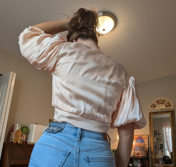 Rumoured Blouse - Picture 4 of 8